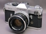 Canon FX, bekannter Vertreter mit TTL-Belichtungsmesser (Quelle: wikimedia.org)