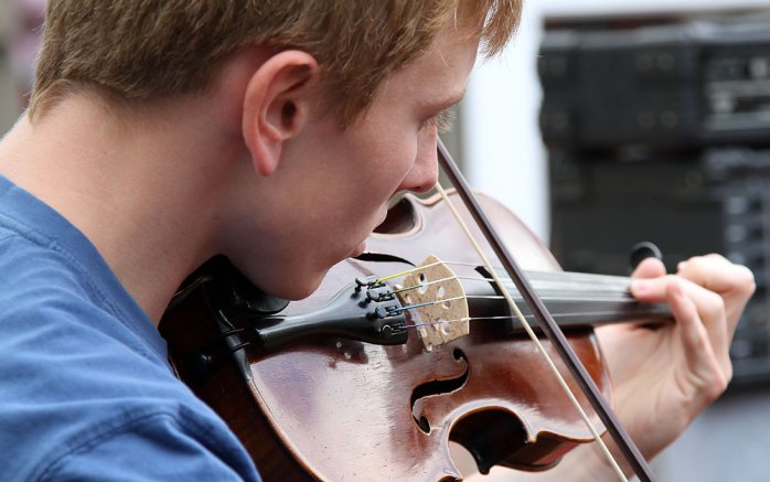Musizieren ist in Irland ein Muss - ob abends im Pub oder am Nachmittag im Freundeskreis (Foto: Eric Paul) 